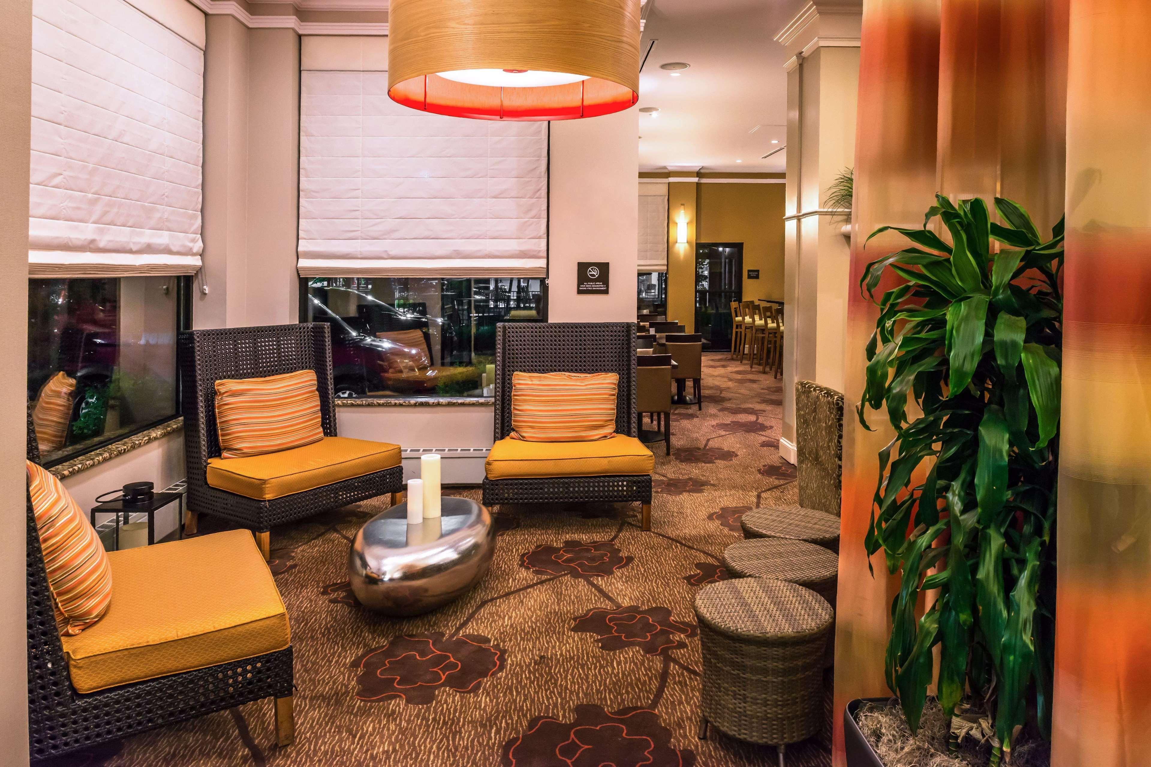 Hilton Garden Inn Detroit Southfield Ngoại thất bức ảnh