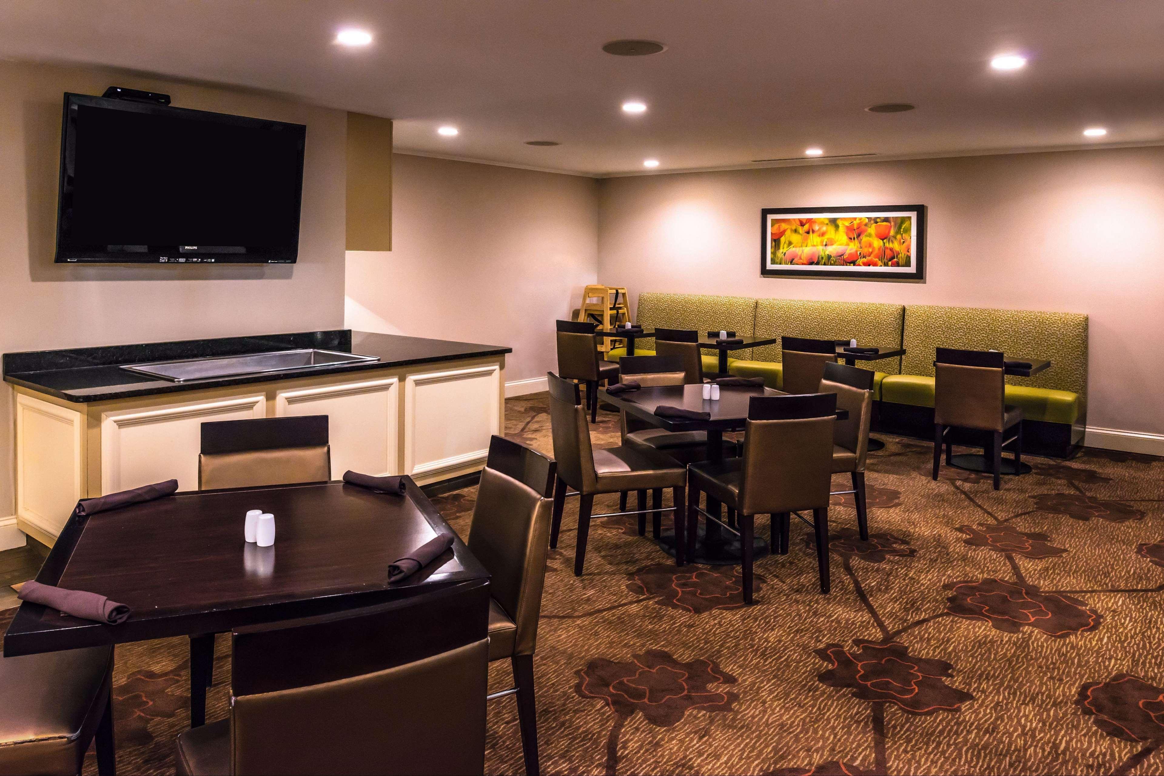 Hilton Garden Inn Detroit Southfield Ngoại thất bức ảnh