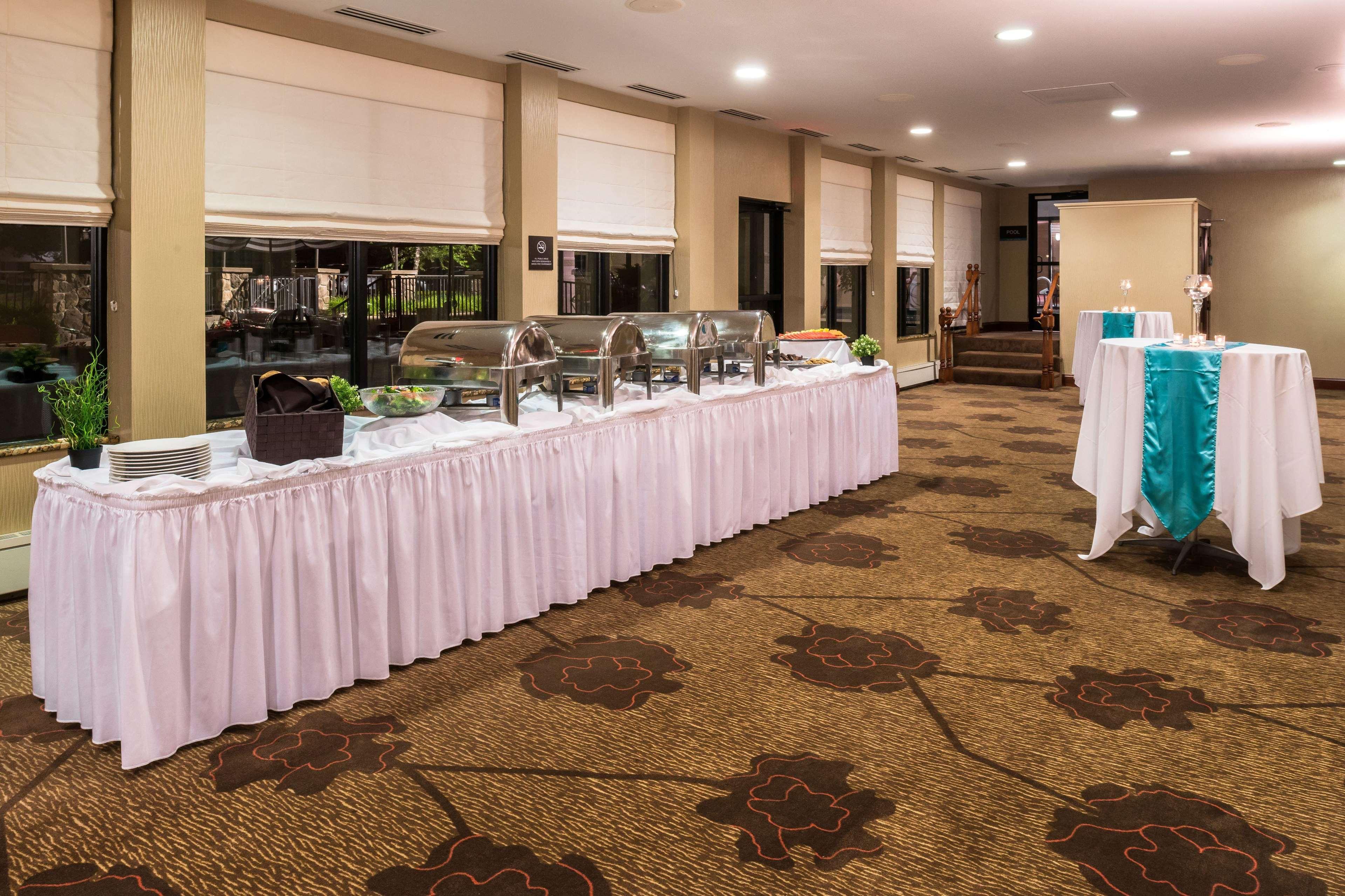 Hilton Garden Inn Detroit Southfield Ngoại thất bức ảnh