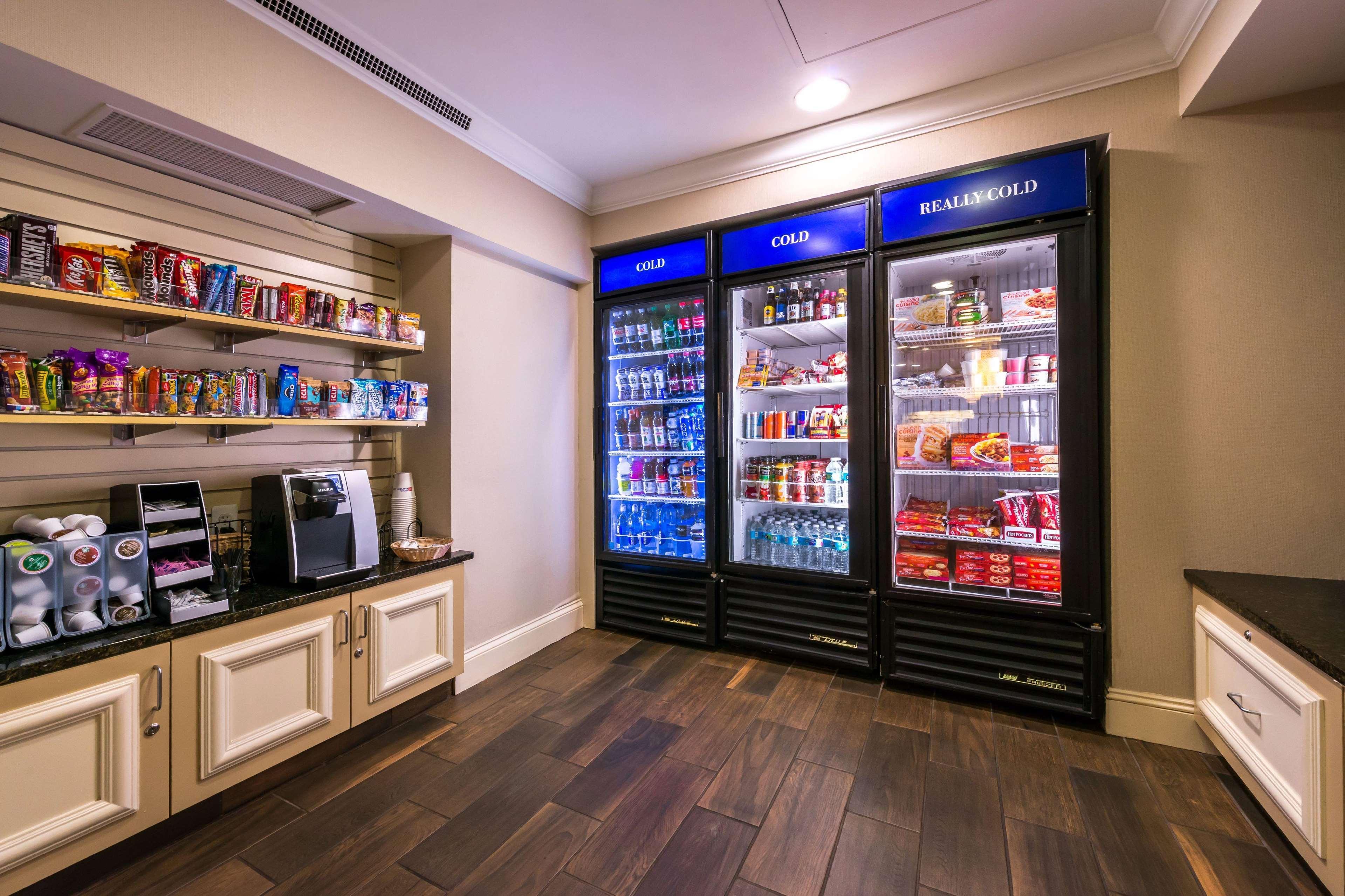 Hilton Garden Inn Detroit Southfield Ngoại thất bức ảnh