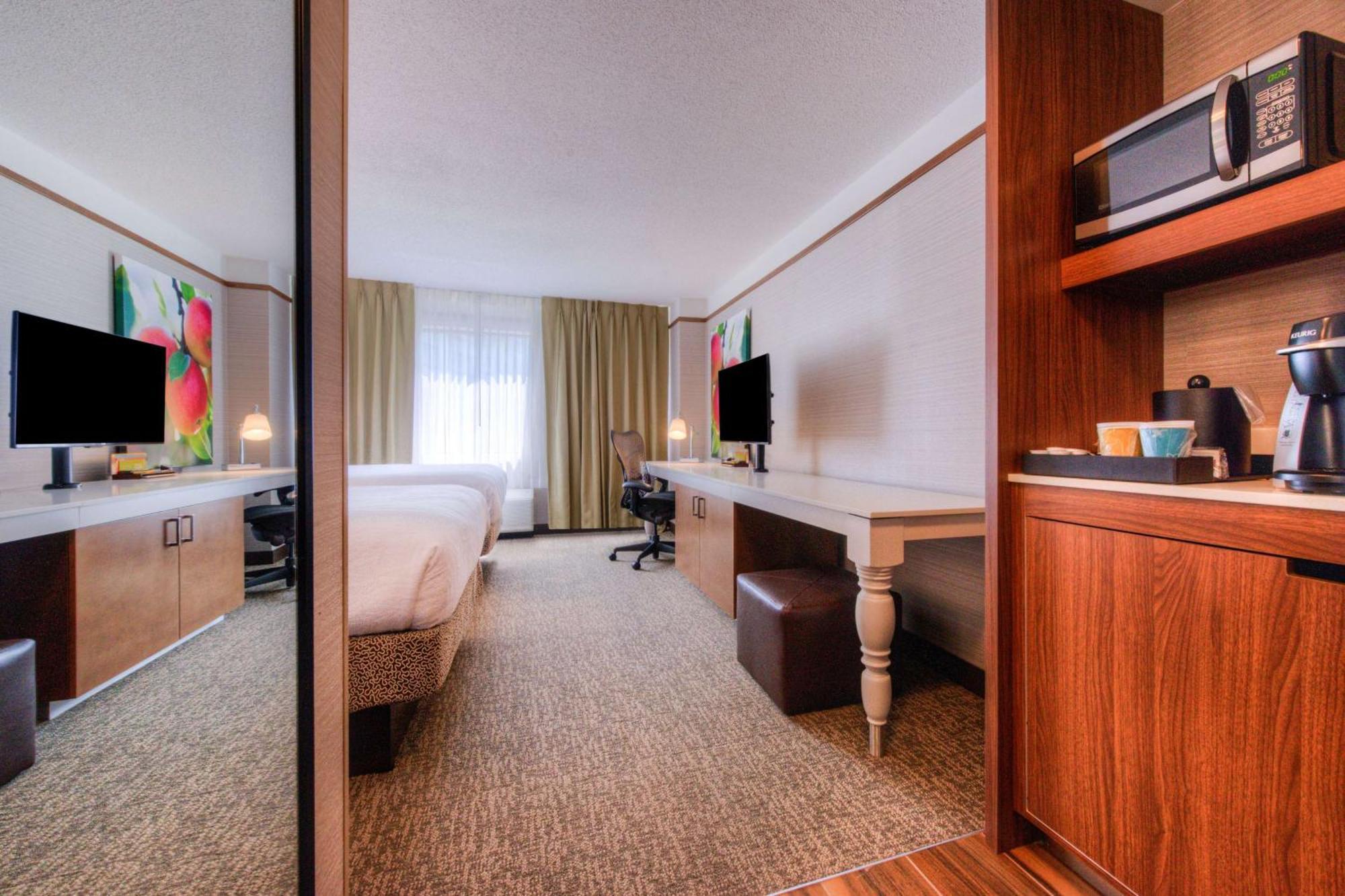 Hilton Garden Inn Detroit Southfield Ngoại thất bức ảnh