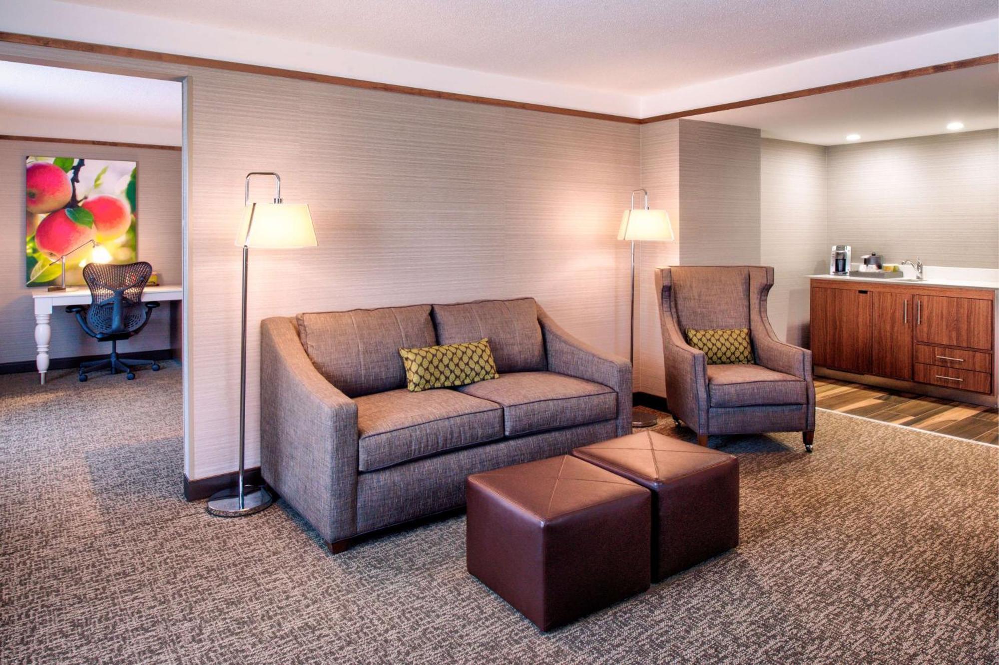 Hilton Garden Inn Detroit Southfield Ngoại thất bức ảnh
